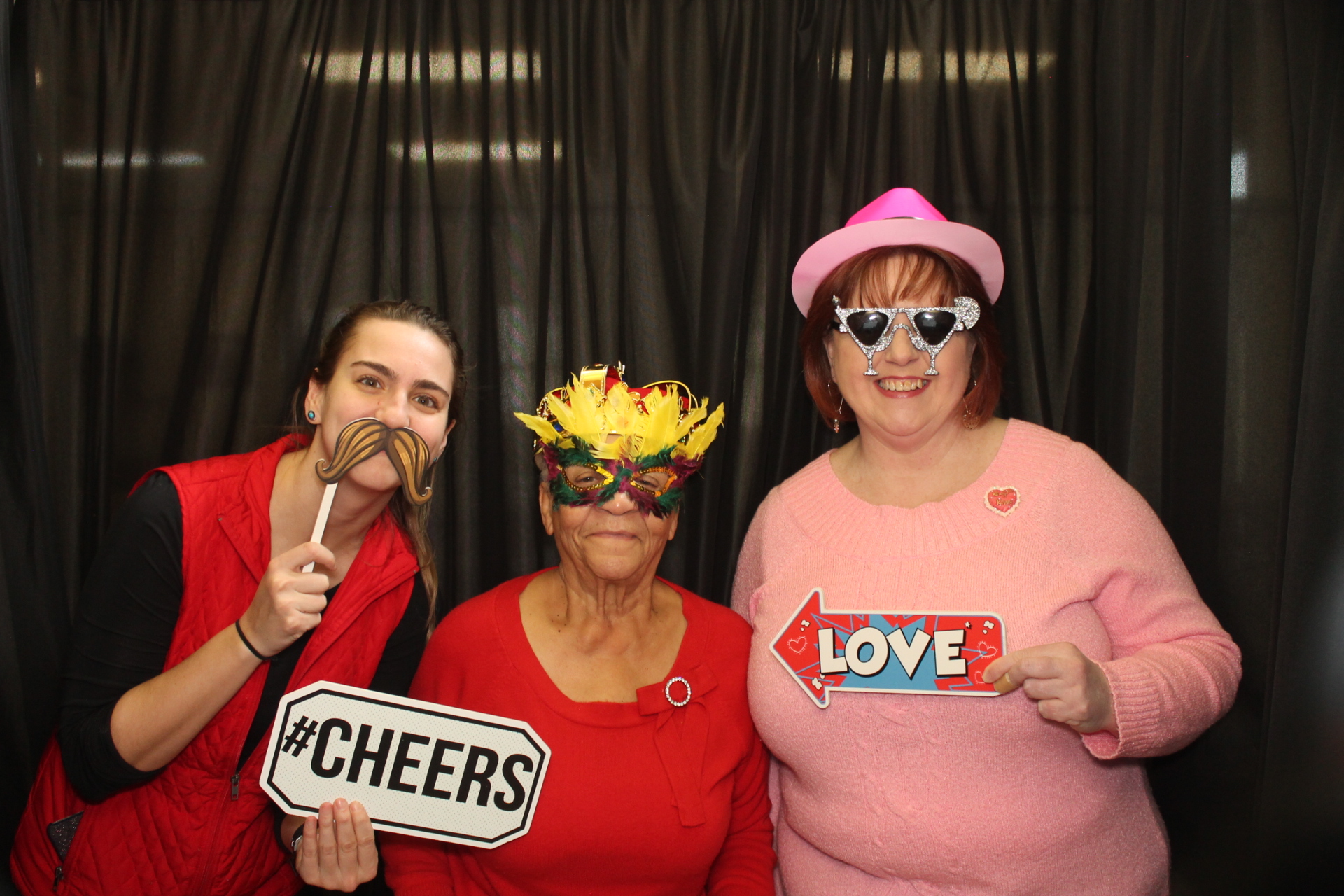 Central Connections Valentines Day | View more photos from the event at gallery.photoboothcincy.com/u/PhotoBoothCincy/Central-Connections-Valentines-Day